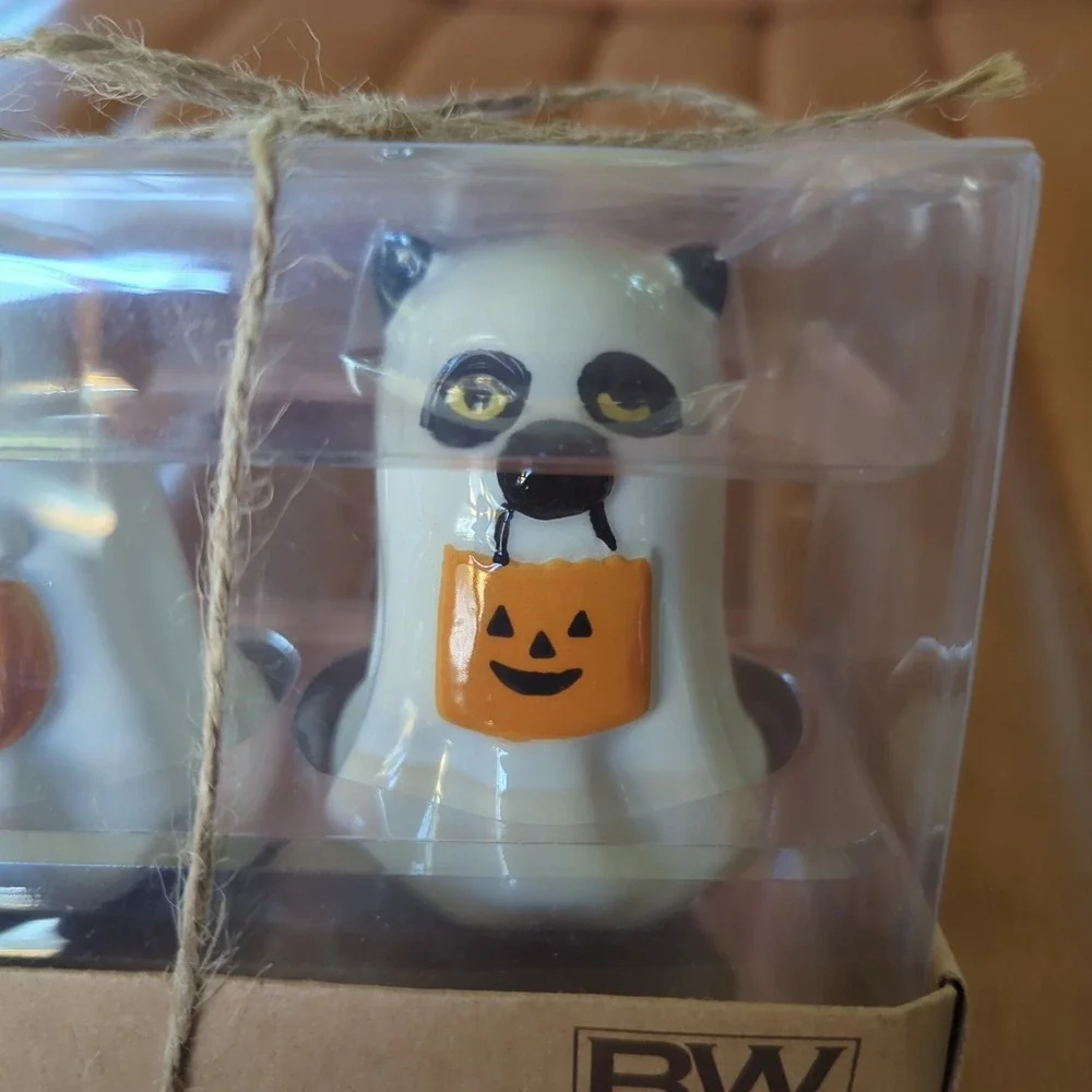 Halloween Salt & Pepper Shakers Set  Dog And Kitty‎ Ghosts Pumpkin Kitchen